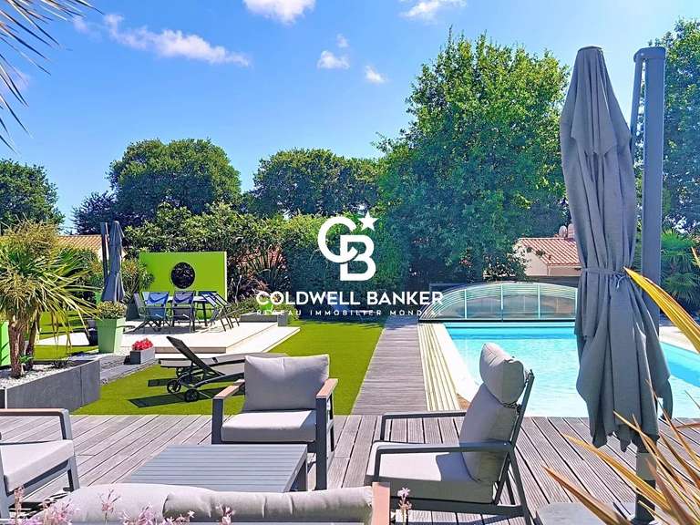 Maison Les Sables-d'Olonne - 4 chambres - 204m²