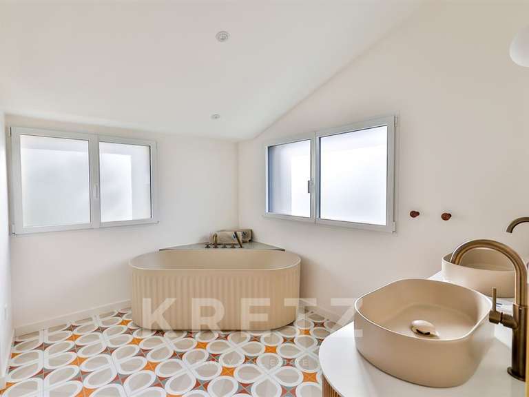 Maison Les Sables-d'Olonne - 5 chambres - 493m²