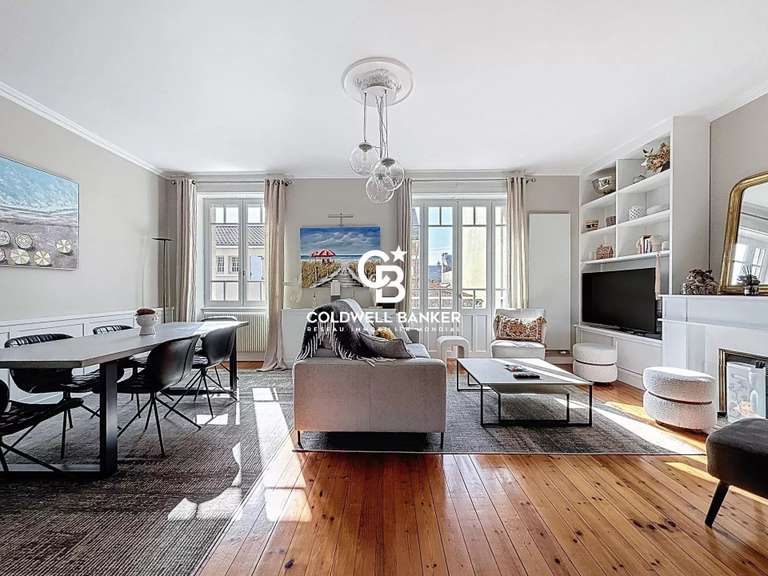 Maison Les Sables-d'Olonne - 6 chambres - 185m²