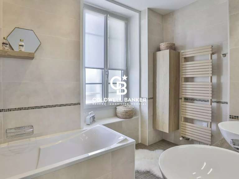 Maison Les Sables-d'Olonne - 6 chambres - 185m²