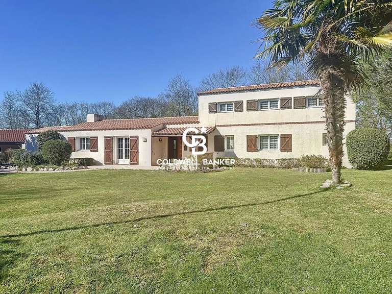 Maison Les Sables-d'Olonne - 7 chambres - 262m²