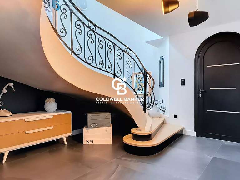 Maison Les Sables-d'Olonne - 4 chambres - 201m²