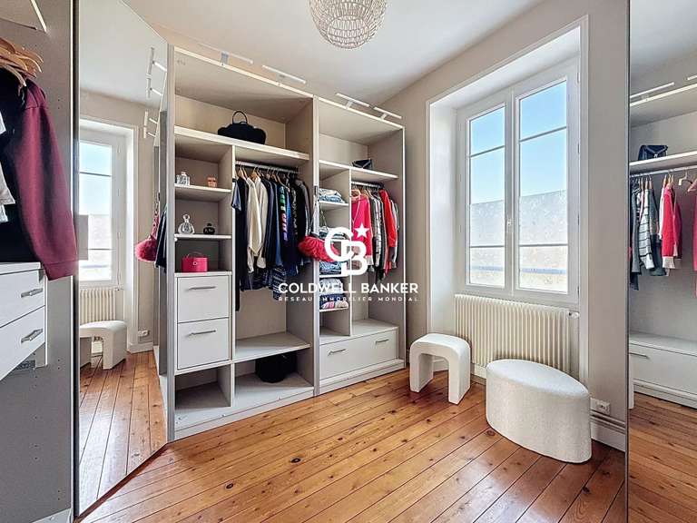 Maison Les Sables-d'Olonne - 6 chambres - 185m²