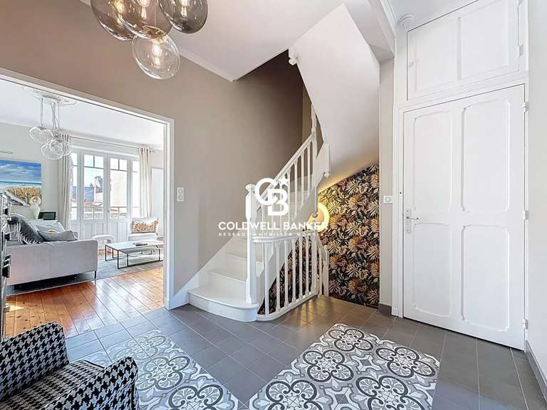 Maison Les Sables-d'Olonne - 6 chambres - 185m²