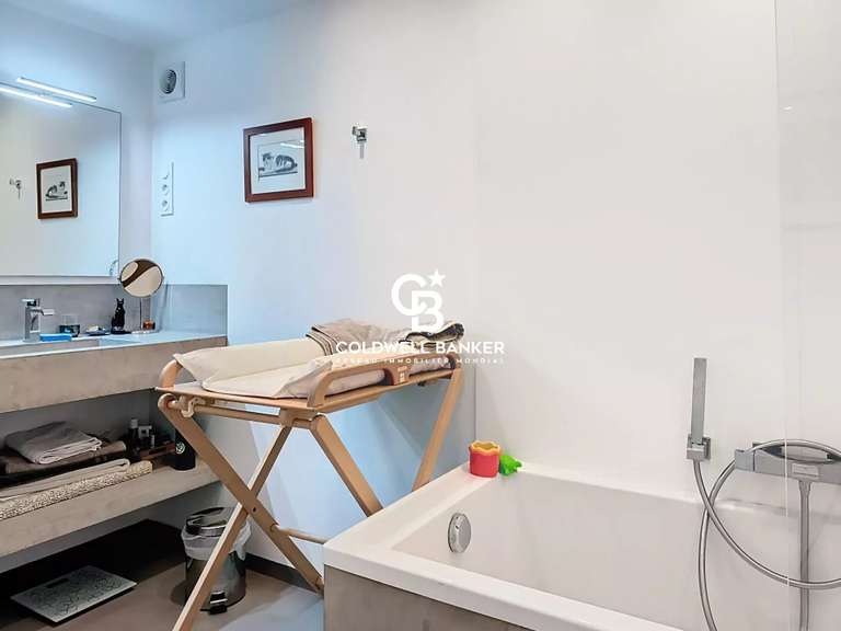 Maison Les Sables-d'Olonne - 5 chambres - 203m²