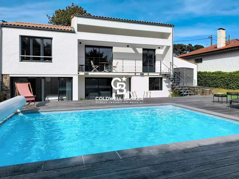 Maison Les Sables-d'Olonne - 5 chambres - 203m²