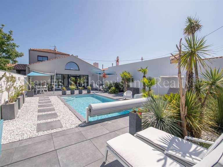 Maison Les Sables-d'Olonne - 4 chambres - 202m²