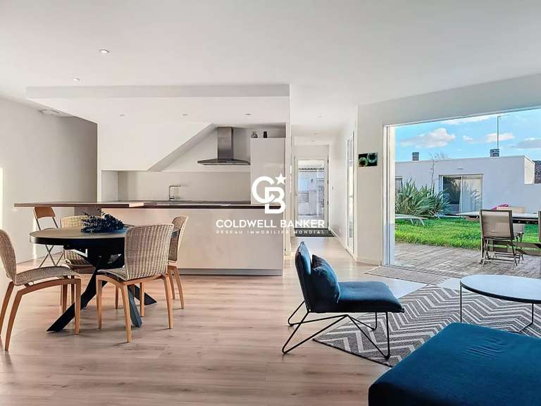 Maison Les Sables-d'Olonne - 4 chambres - 144m²