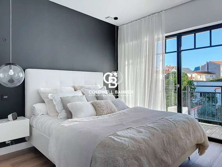 Maison Les Sables-d'Olonne - 4 chambres - 201m²