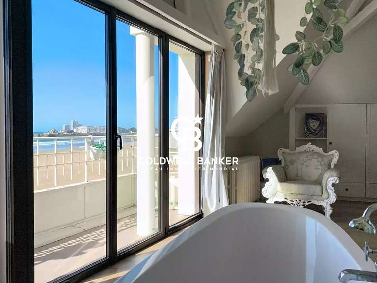 Maison Les Sables-d'Olonne - 4 chambres - 270m²