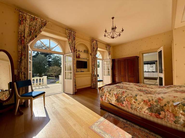 House Les Sorinières - 6 bedrooms