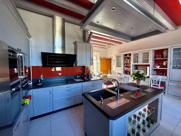 House Les Sorinières - 6 bedrooms