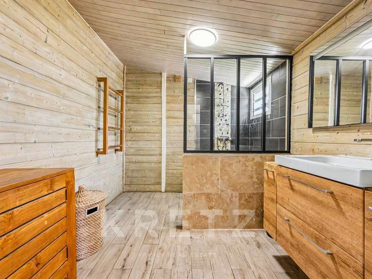 Maison Les Trois-Bassins - 3 chambres - 140m²