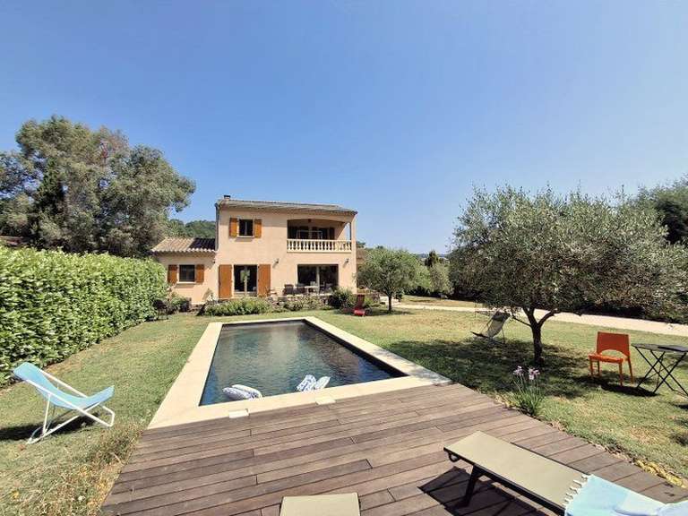 Maison Les Vans - 195m²