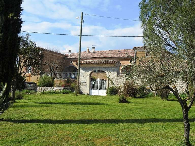 Maison Les Vans - 17 chambres - 550m²