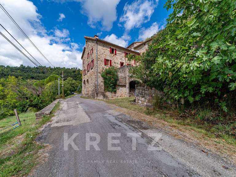 Maison Les Vans - 6 chambres - 230m²