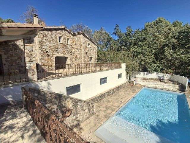 Maison Les Vans - 290m²
