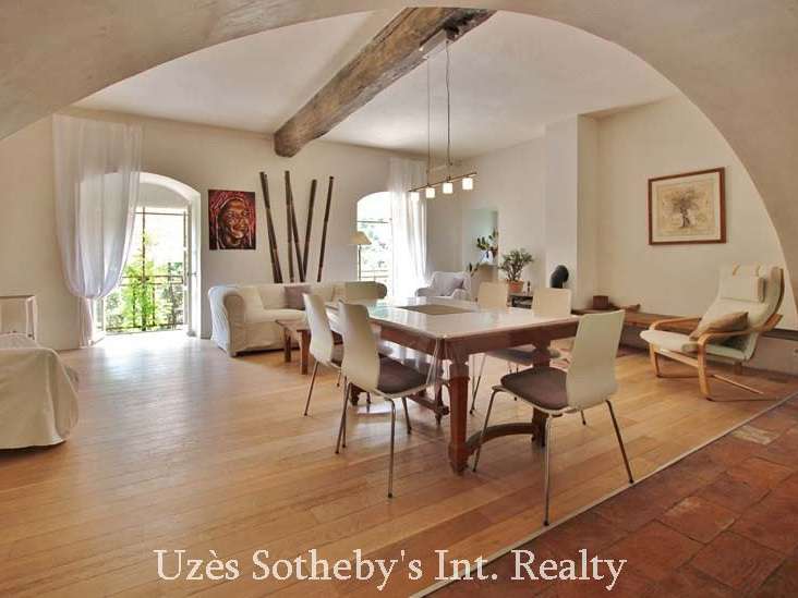 Propriété Les Vans - 12 chambres - 450m²