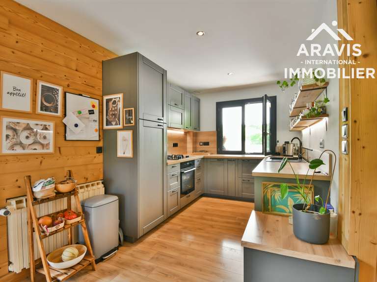 Maison Les Villards-sur-Thônes - 3 chambres - 148m²