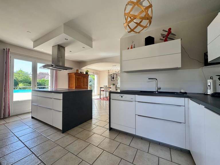 Maison Lescar - 4 chambres - 144m²