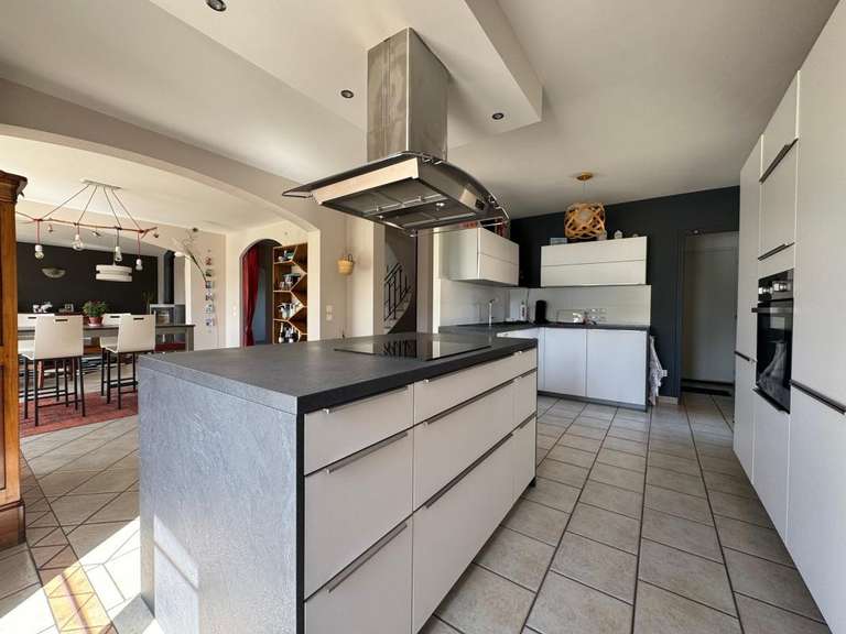 Maison Lescar - 4 chambres - 144m²