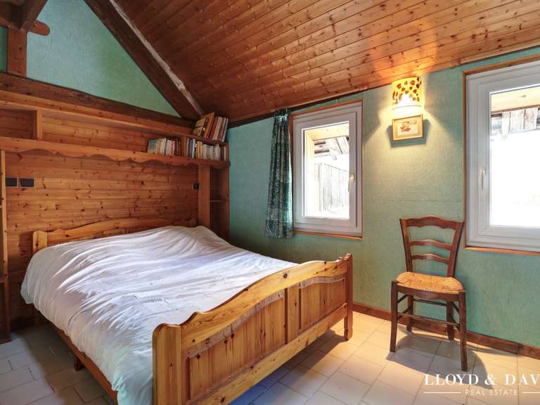 Maison Lescheraines - 5 chambres - 194m²