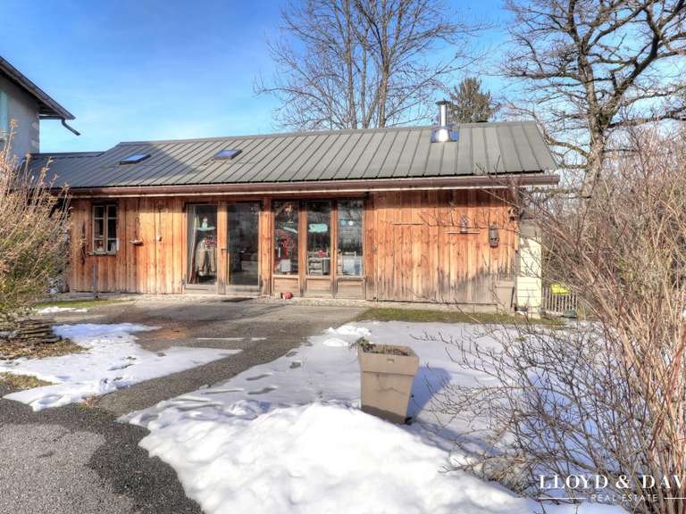 Maison Lescheraines - 5 chambres - 194m²