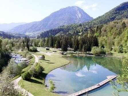 Maison Lescheraines - 5 chambres - 194m²