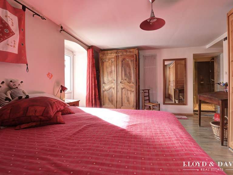 Maison Lescheraines - 5 chambres - 194m²