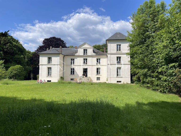 Propriété Lésigny - 8 chambres - 400m²