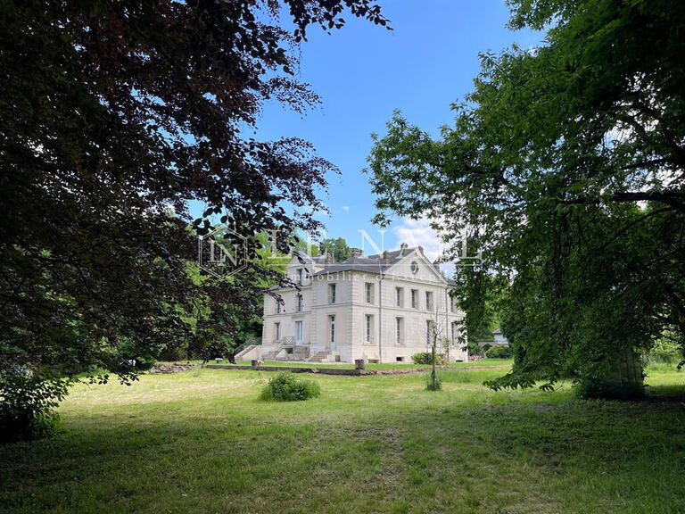 Propriété Lésigny - 8 chambres - 400m²