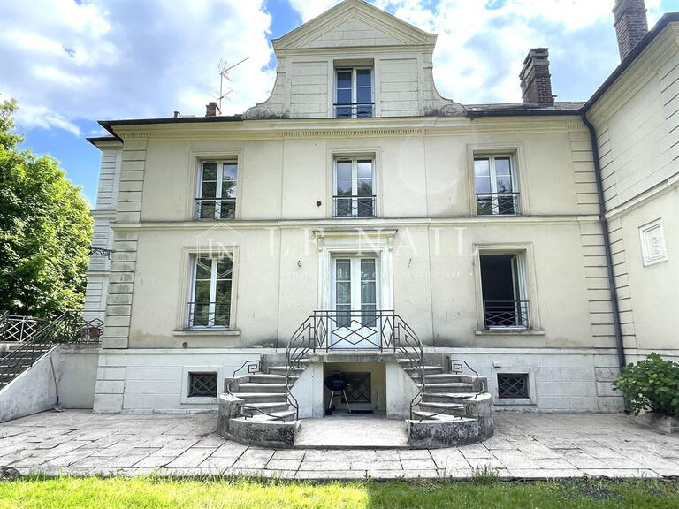 Propriété Lésigny - 8 chambres - 400m²
