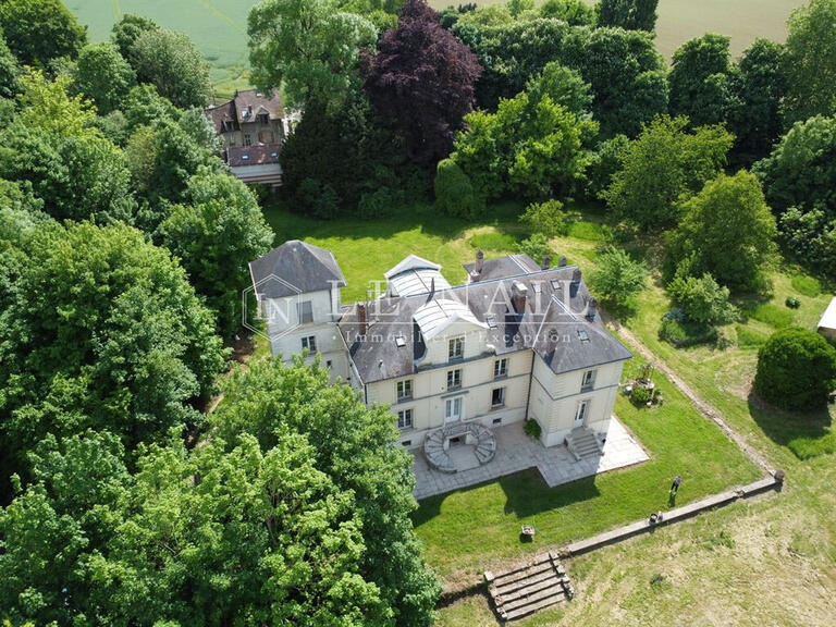 Propriété Lésigny - 8 chambres - 400m²