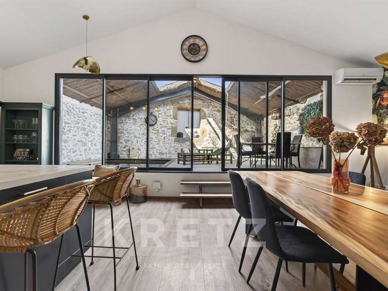 Maison Lespignan - 4 chambres - 264m²