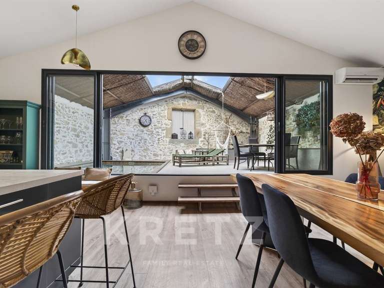 Maison Lespignan - 4 chambres - 264m²