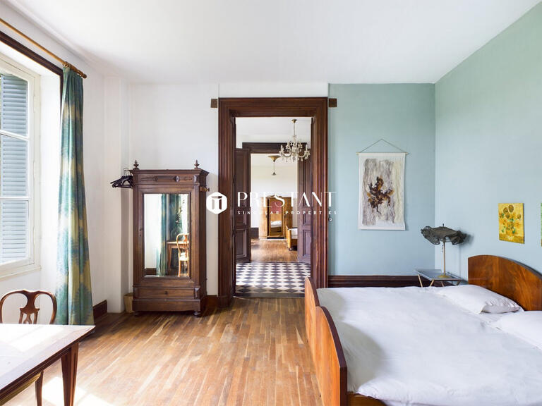 Propriété Lessac - 9 chambres - 540m²
