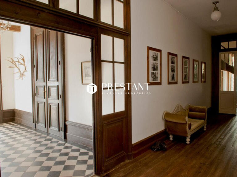 Propriété Lessac - 9 chambres - 540m²
