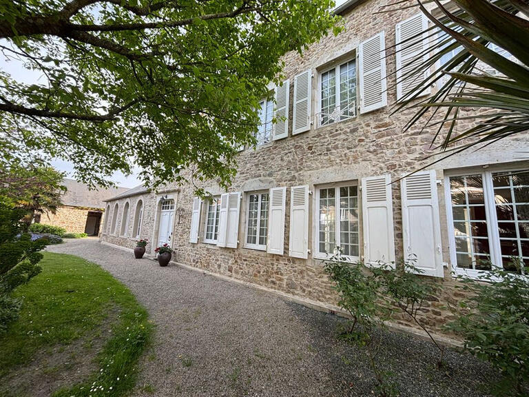 Maison Lessay - 6 chambres - 246m²