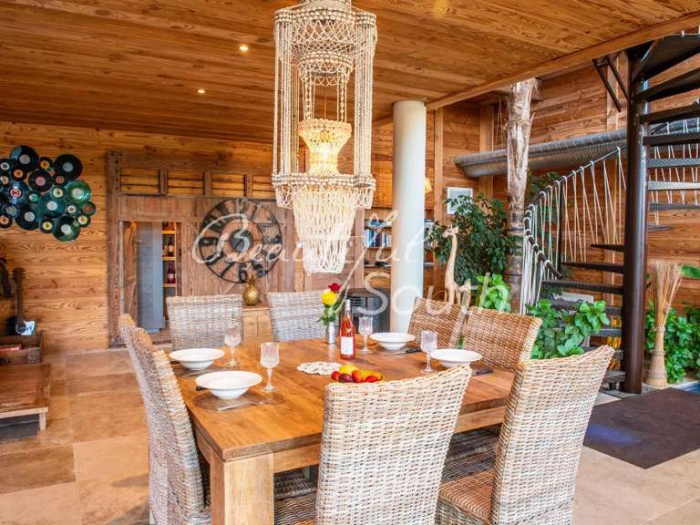 Maison Leucate - 3 chambres - 230m²