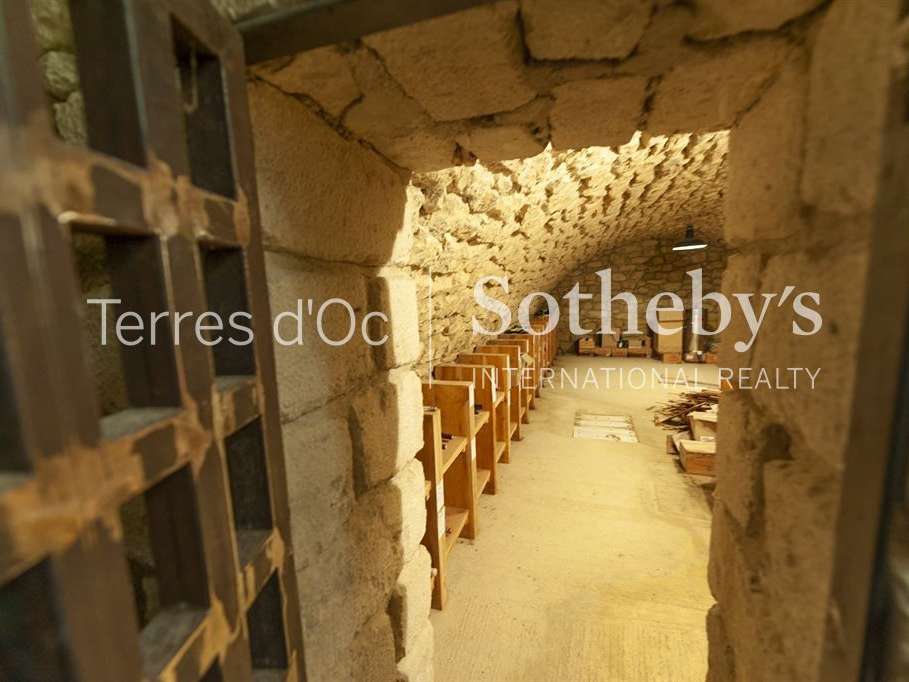 Property Leucate