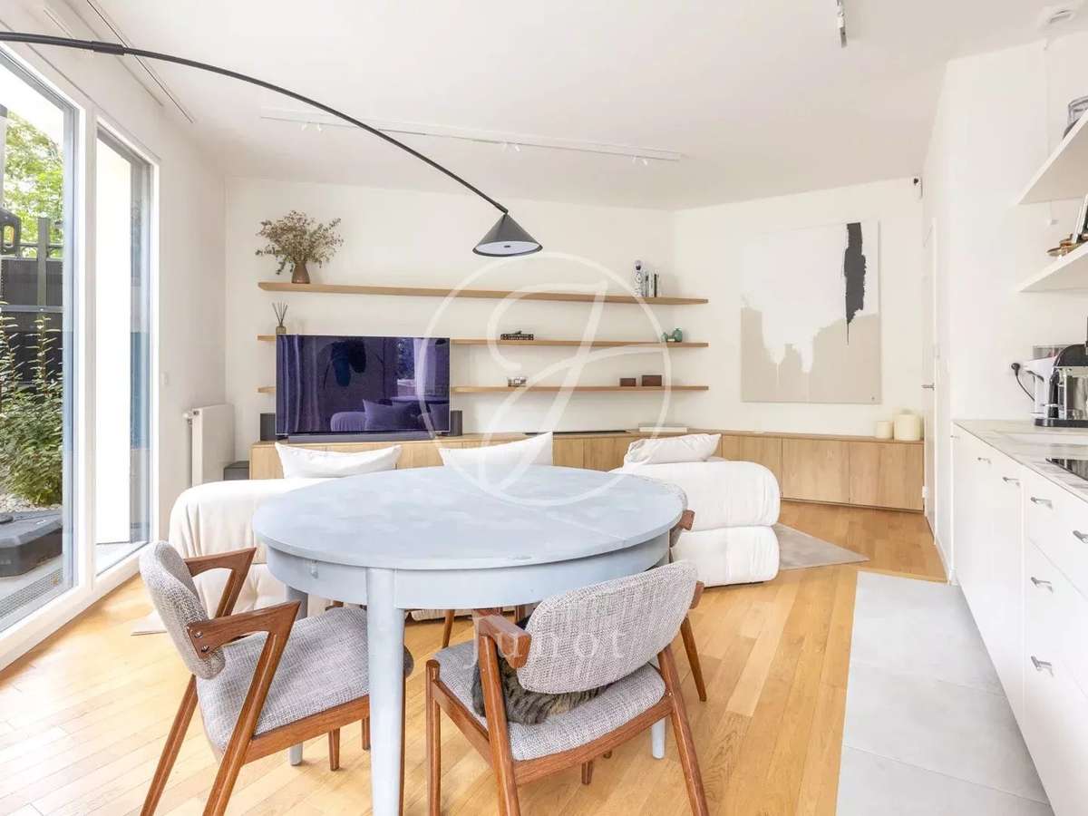 Apartment Levallois-Perret