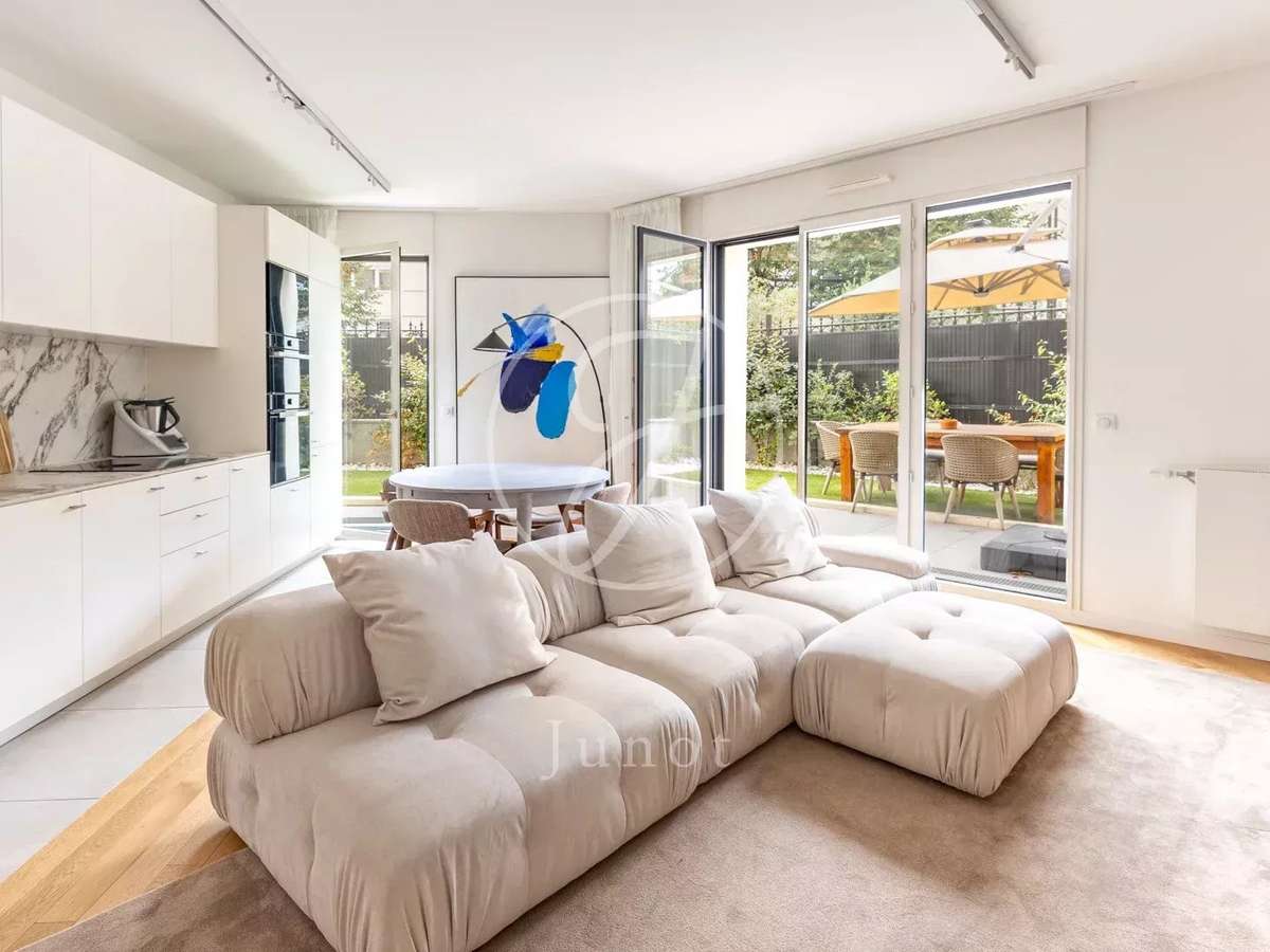 Apartment Levallois-Perret