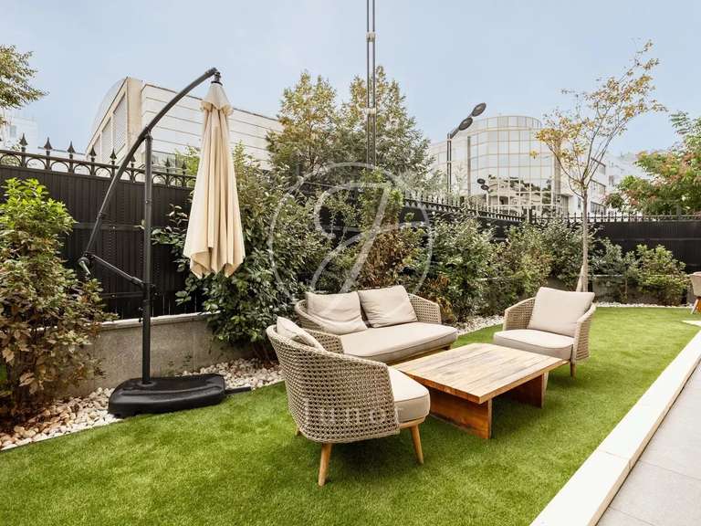 Appartement Levallois-Perret - 2 chambres - 61m²