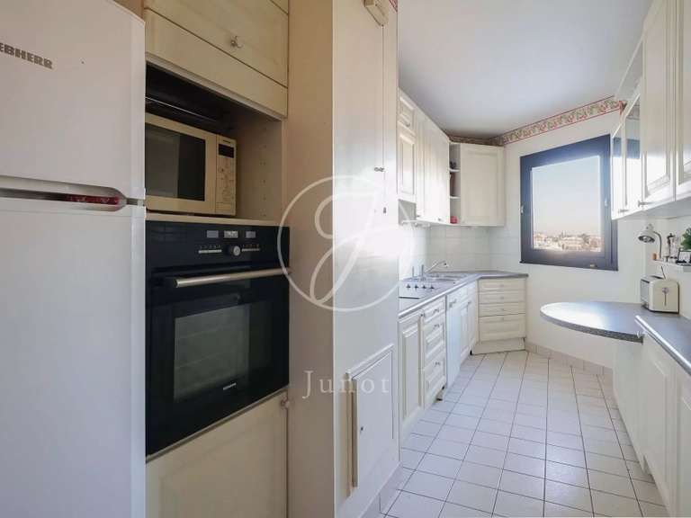 Appartement Levallois-Perret - 3 chambres - 96m²