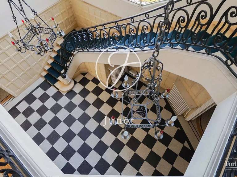 Appartement Levallois-Perret - 4 chambres - 274m²