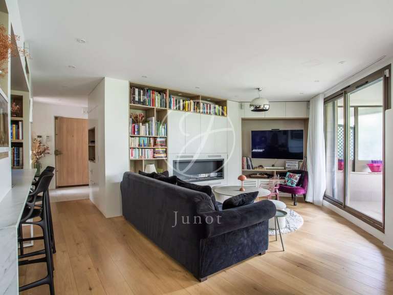 Apartment Levallois-Perret - 3 bedrooms - 103m²