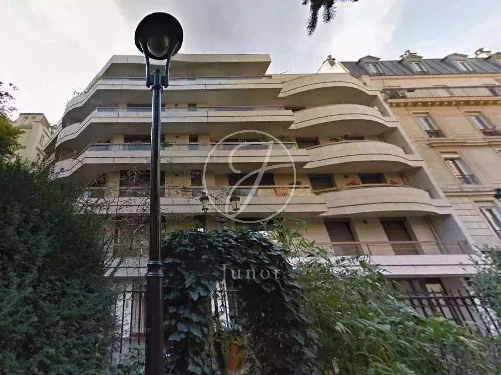 Apartment Levallois-Perret