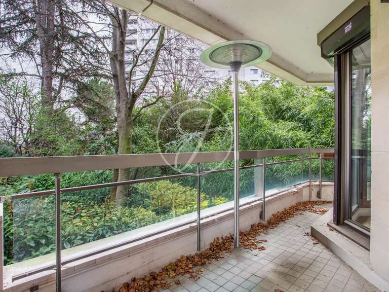 Apartment Levallois-Perret - 3 bedrooms - 103m²