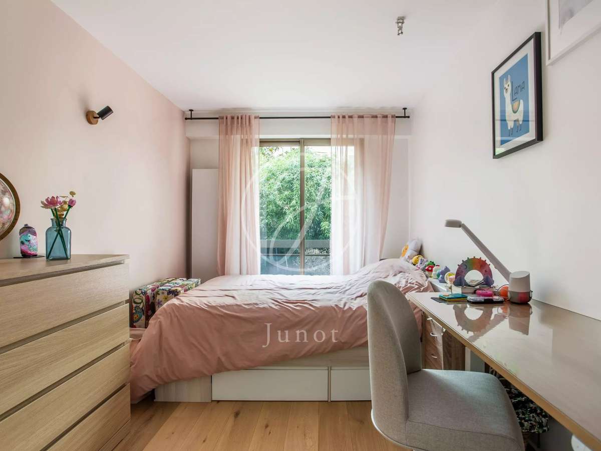 Apartment Levallois-Perret