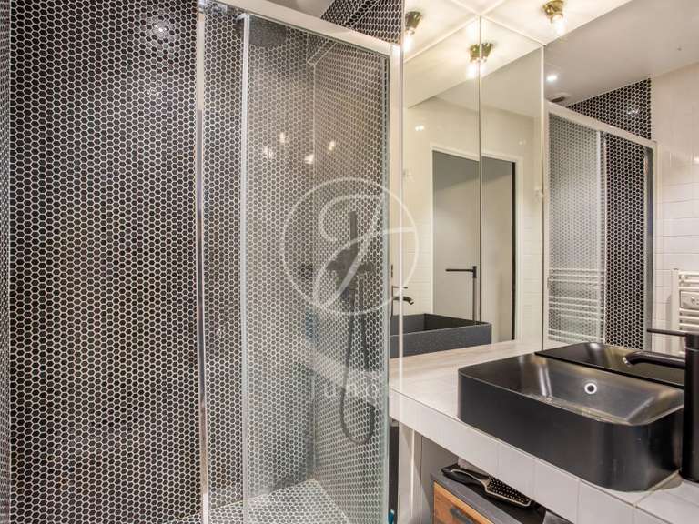 Apartment Levallois-Perret - 4 bedrooms - 247m²